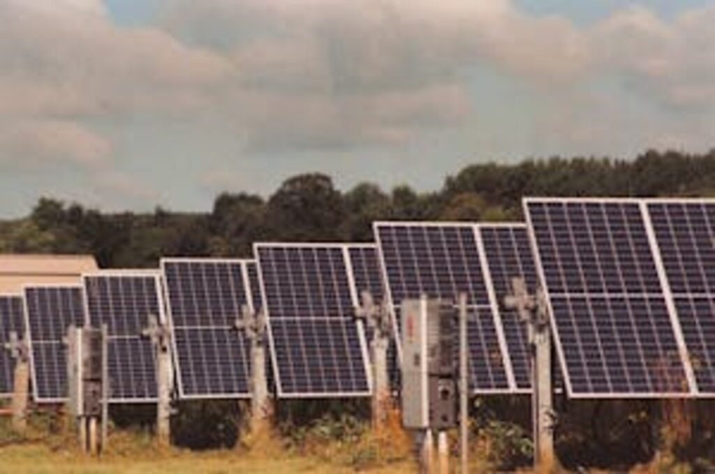 Sandstorm Survival Guide: Self-Cleaning Solar Panels That Boost Yield by 40%